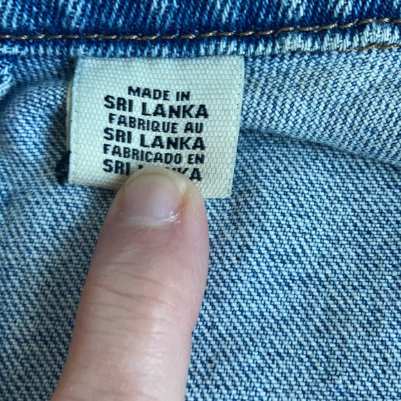 Levi’s red tag button closure faded jean jacket - Picture 12 of 16